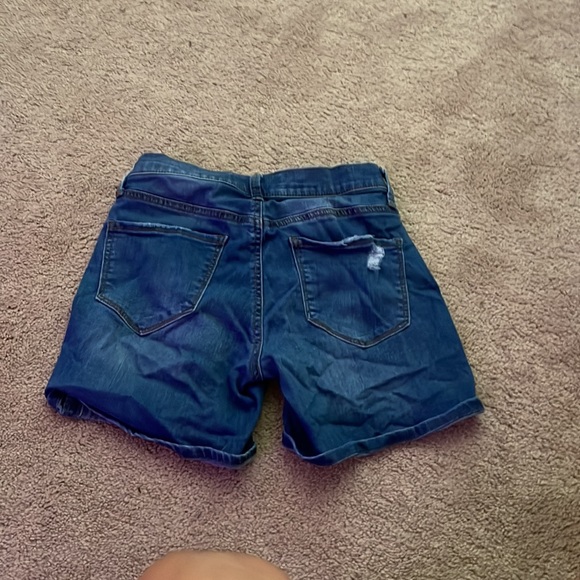 High rise jean shorts - Picture 2 of 3
